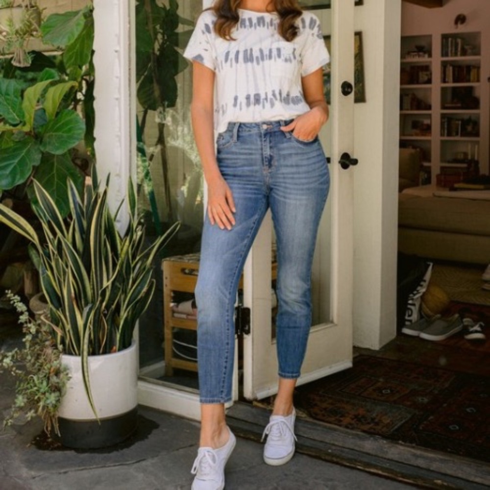 Judy Blue Plus Size Classic High Waist Slim Fit Jeans - Brand New!